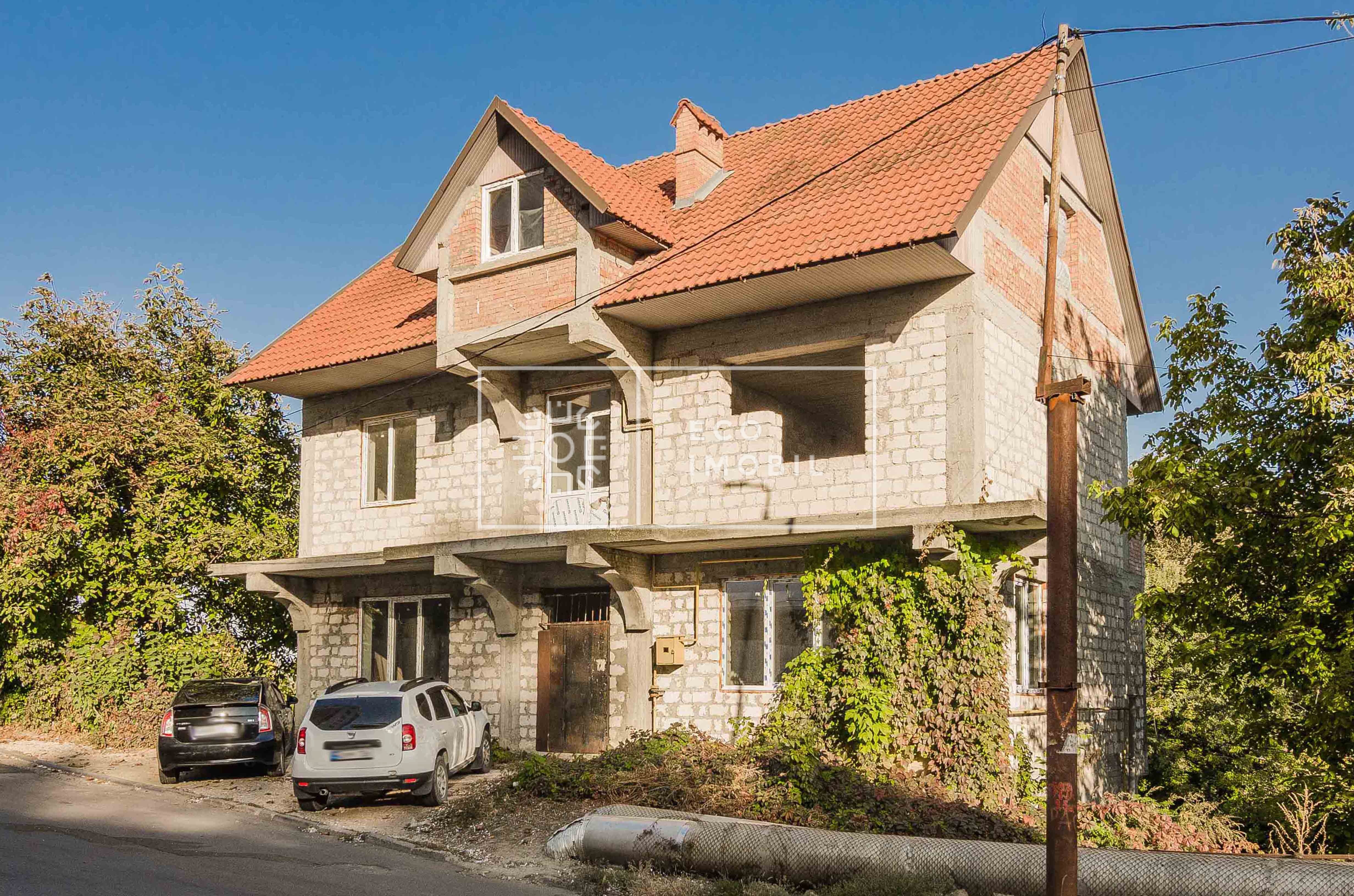 ул. Михаил Ломоносов