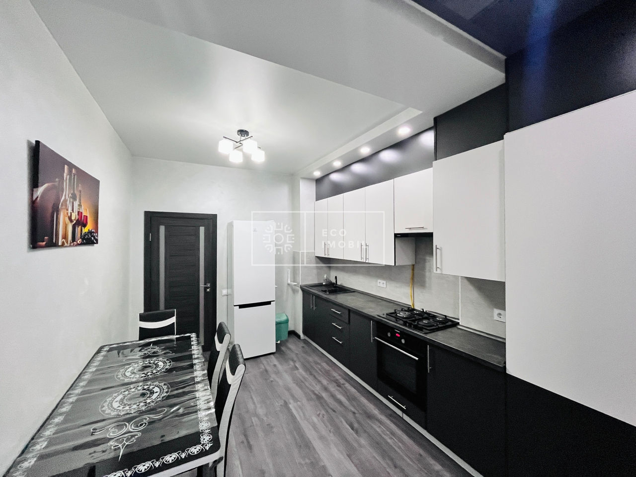 str. Tudor Vladimirescu