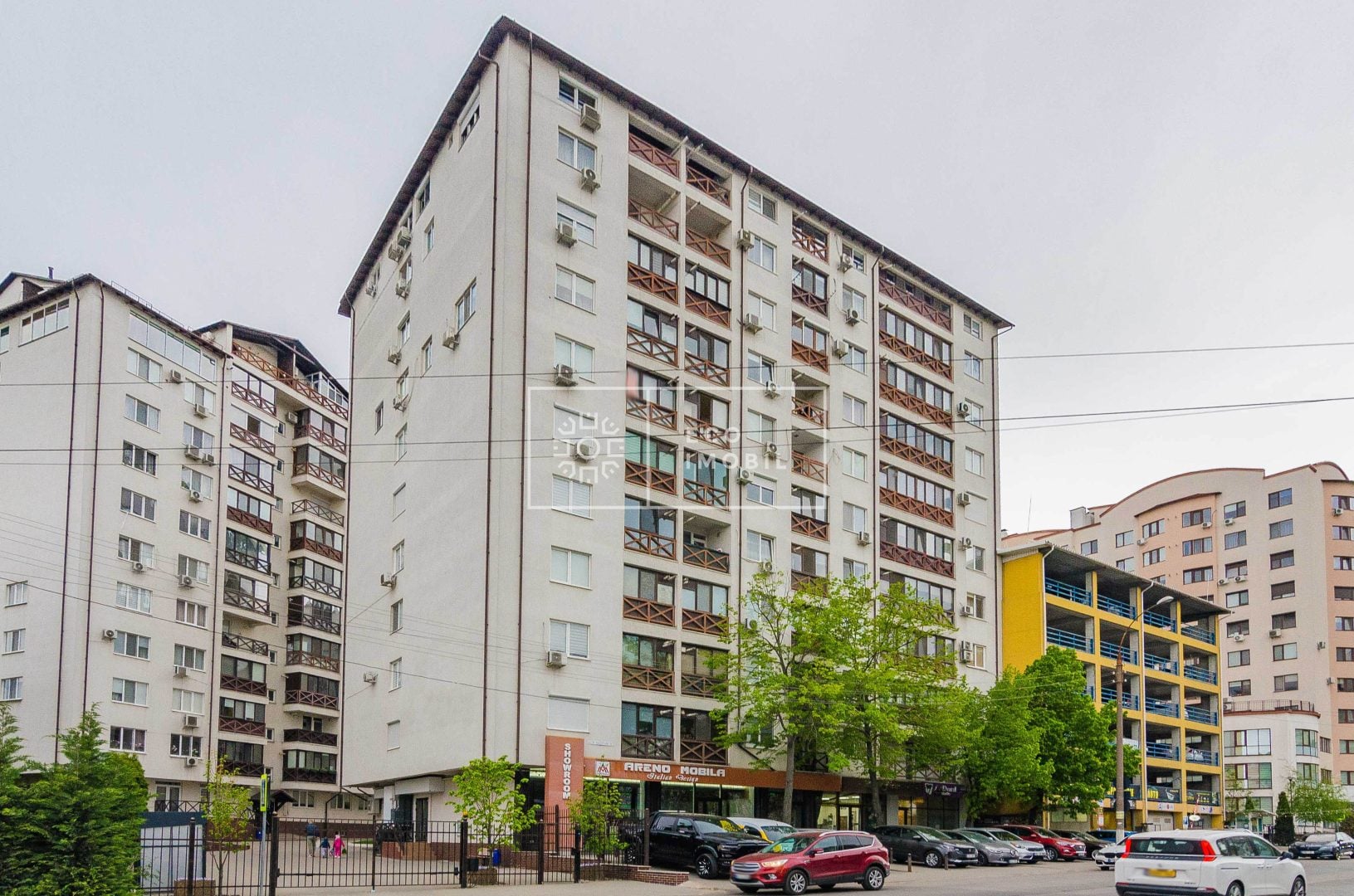str. Mihail Sadoveanu